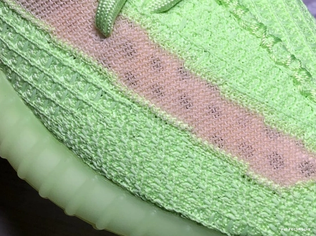 V2 Boost the Glow 350 EG5293 Dark Yeezy in Adidas 0716